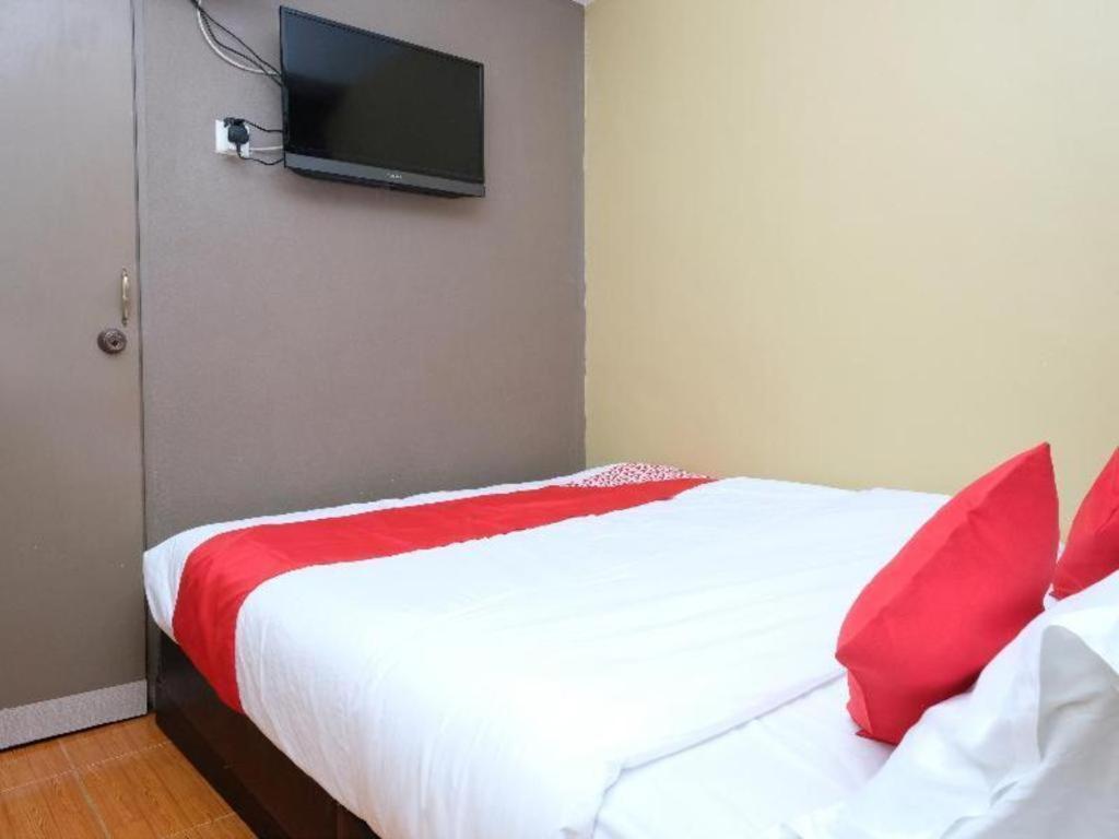 Oyo 44123 Hotel Al-Saif Kuala Kerai Eksteriør bilde
