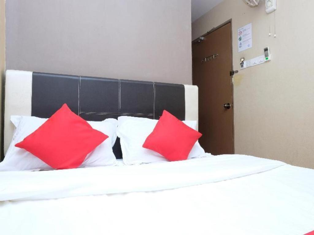 Oyo 44123 Hotel Al-Saif Kuala Kerai Eksteriør bilde