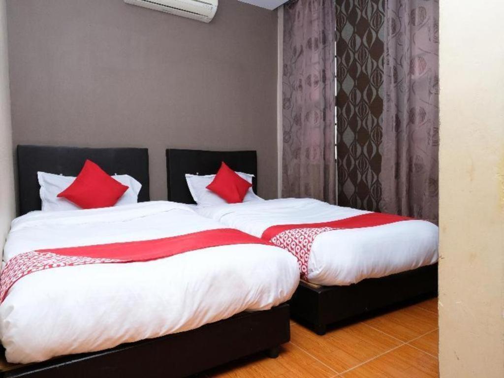 Oyo 44123 Hotel Al-Saif Kuala Kerai Eksteriør bilde