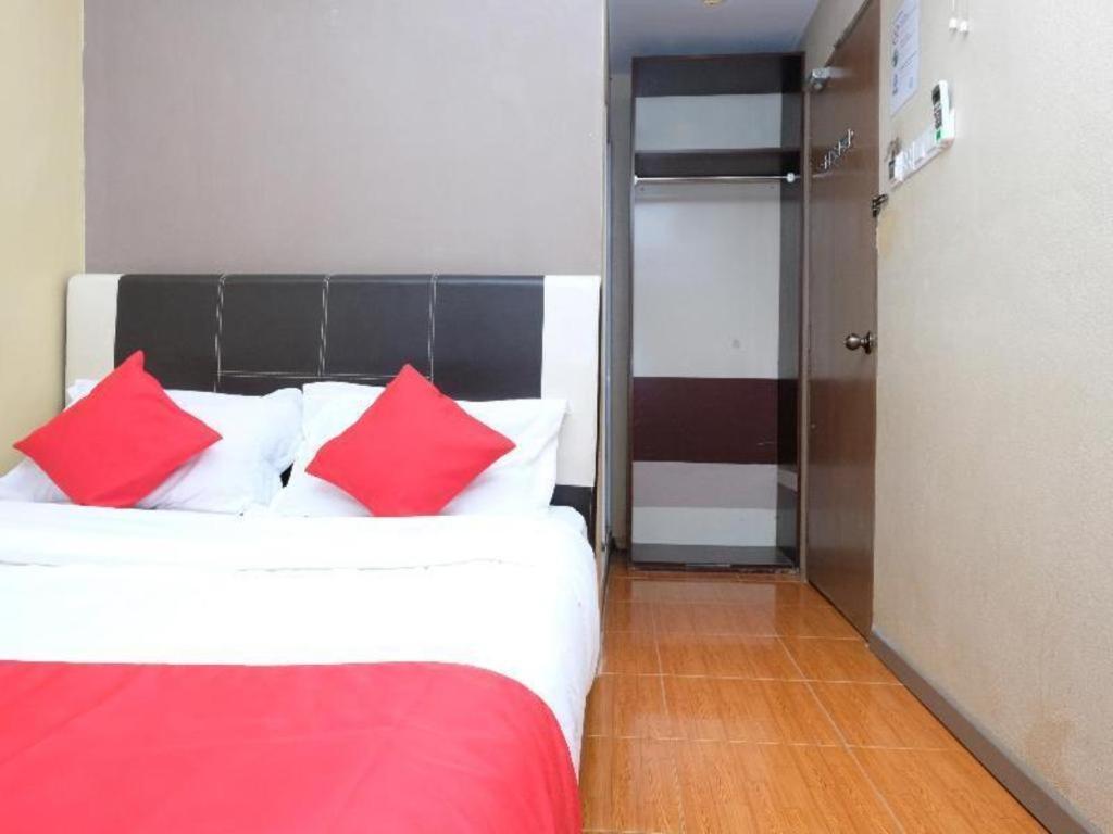 Oyo 44123 Hotel Al-Saif Kuala Kerai Eksteriør bilde