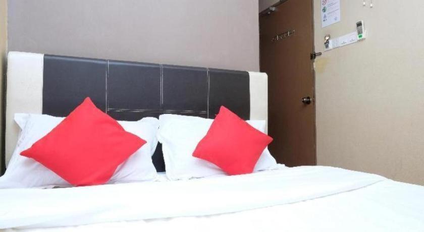 Oyo 44123 Hotel Al-Saif Kuala Kerai Eksteriør bilde