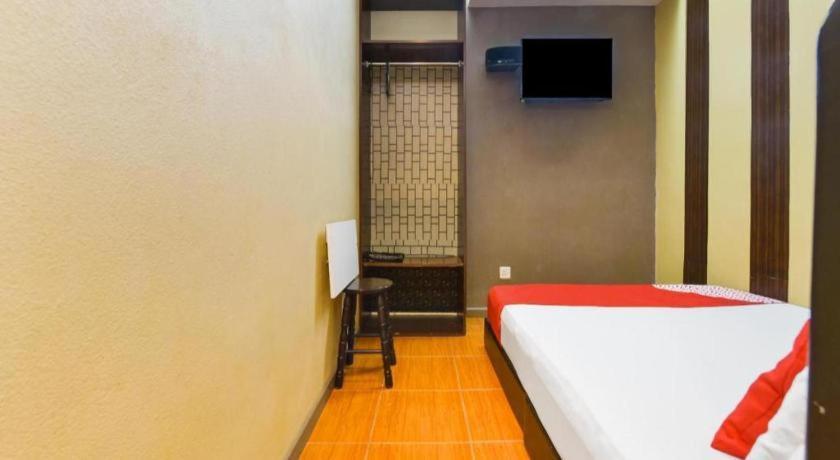 Oyo 44123 Hotel Al-Saif Kuala Kerai Eksteriør bilde