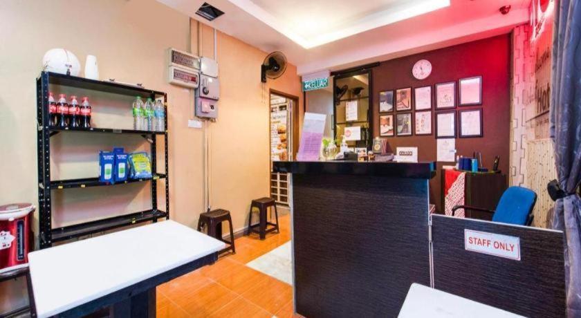Oyo 44123 Hotel Al-Saif Kuala Kerai Eksteriør bilde