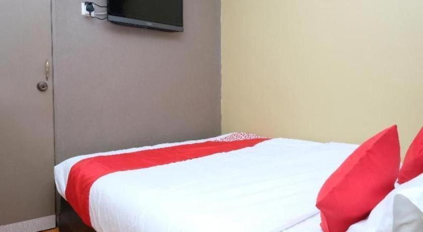 Oyo 44123 Hotel Al-Saif Kuala Kerai Eksteriør bilde