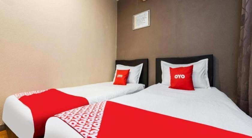 Oyo 44123 Hotel Al-Saif Kuala Kerai Eksteriør bilde