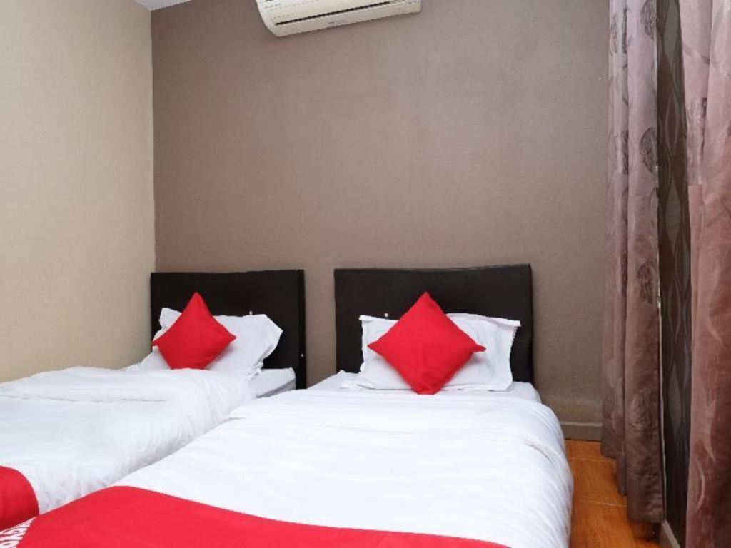 Oyo 44123 Hotel Al-Saif Kuala Kerai Eksteriør bilde
