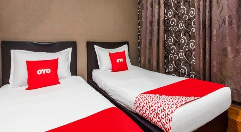 Oyo 44123 Hotel Al-Saif Kuala Kerai Eksteriør bilde