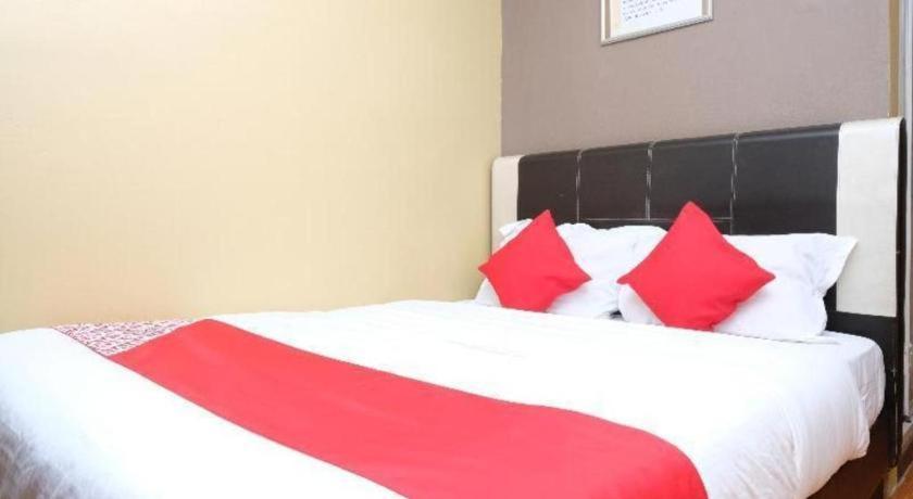 Oyo 44123 Hotel Al-Saif Kuala Kerai Eksteriør bilde