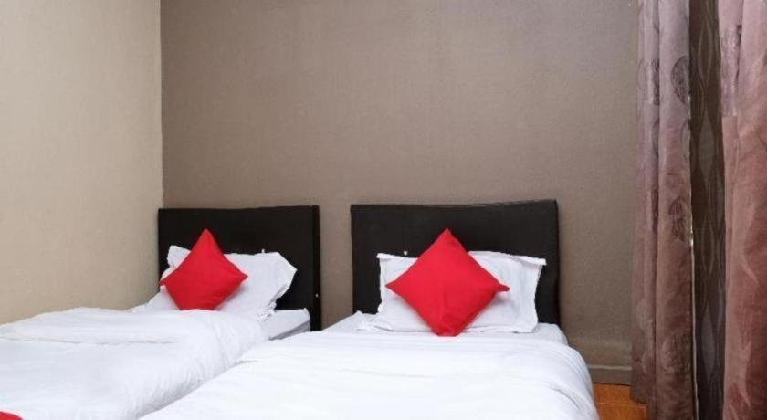 Oyo 44123 Hotel Al-Saif Kuala Kerai Eksteriør bilde